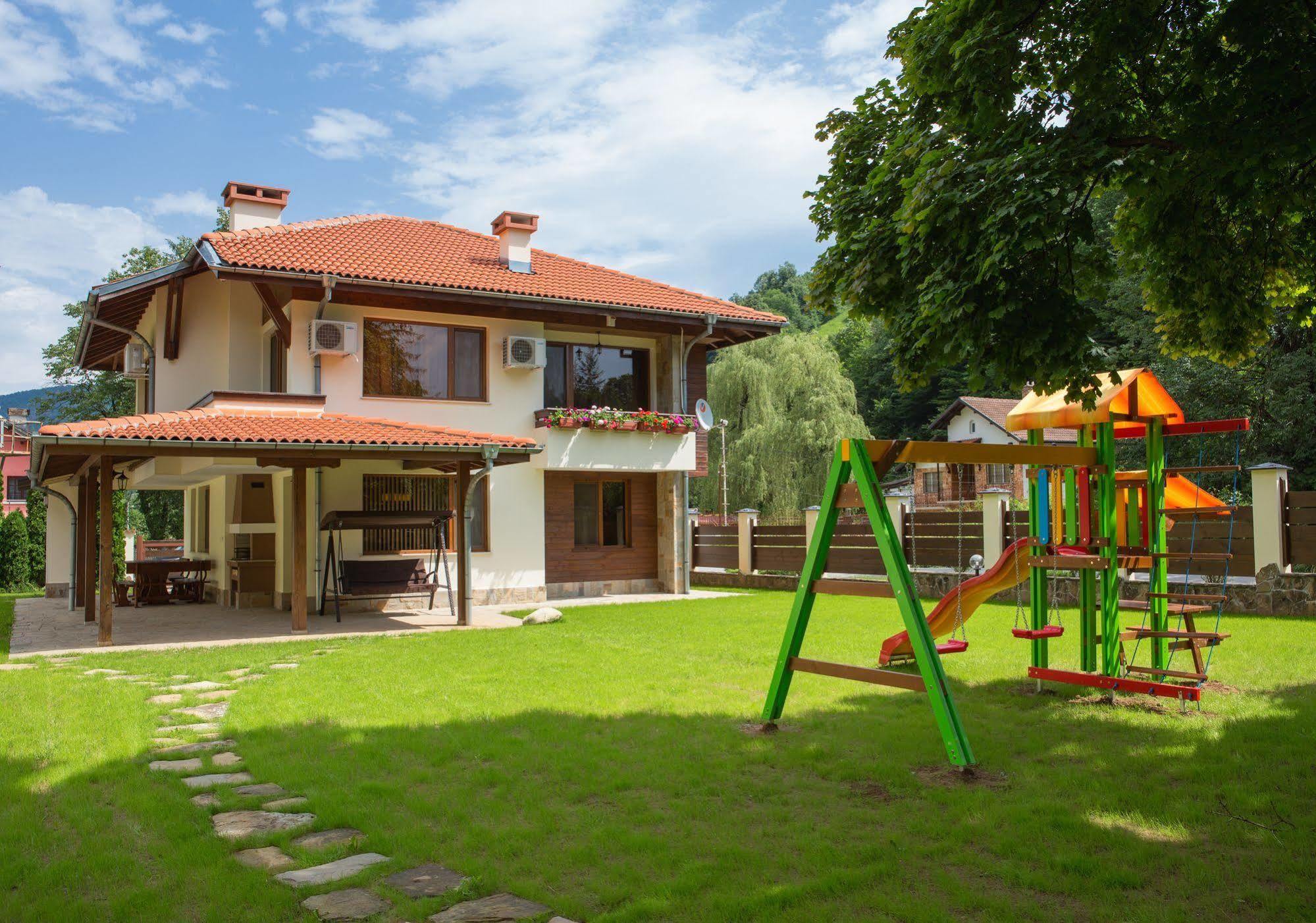 Guest House Vitora Ribaritsa Exterior photo
